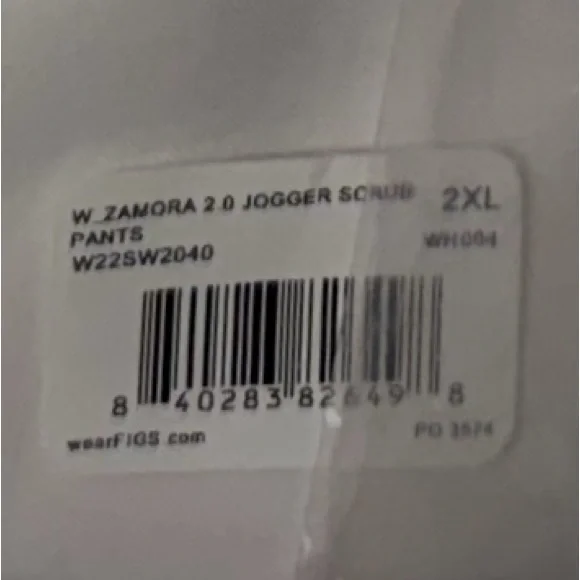 Figs Women's Optic White Xl Rafaela and XXL Zamora - Picture 2 of 3